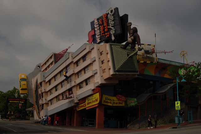 Clifton Hills amusement area on the Canadian side